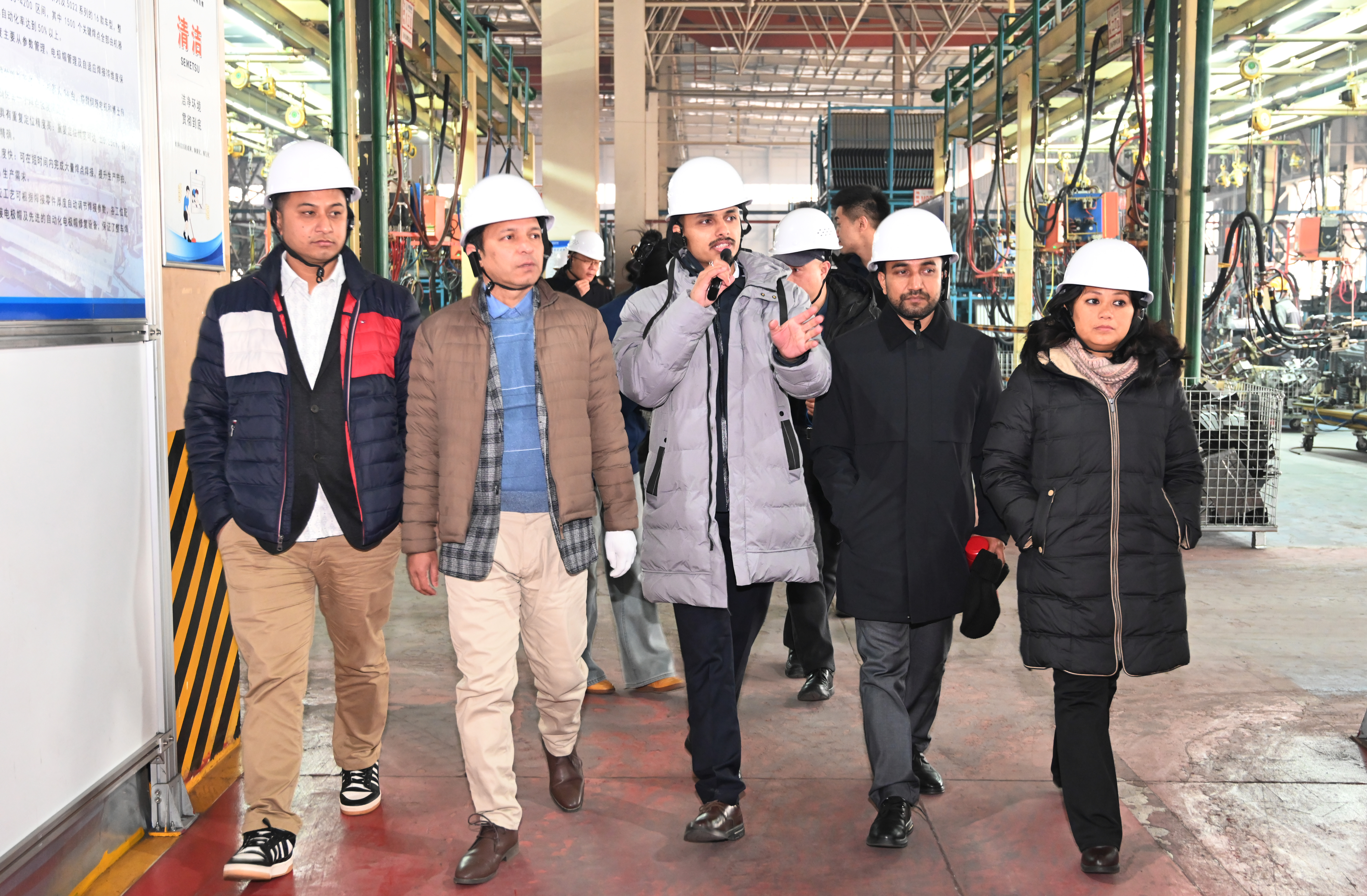 尼泊尔投资委员会到访永利yl23411，共探国际合作新机遇